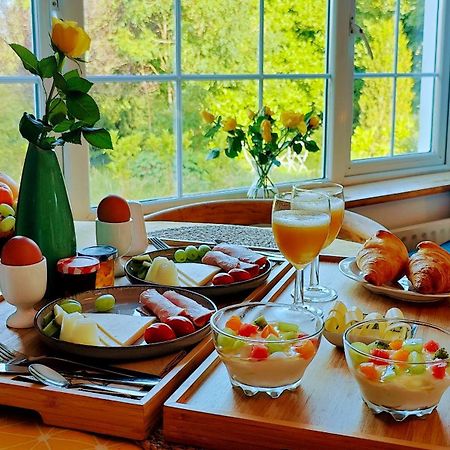 约尔 Happy Hill酒店 外观 照片